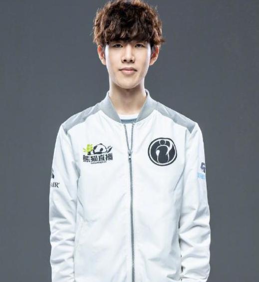 英雄联盟手游也被抄了？腾讯 vs 字节最后谁会是赢家？